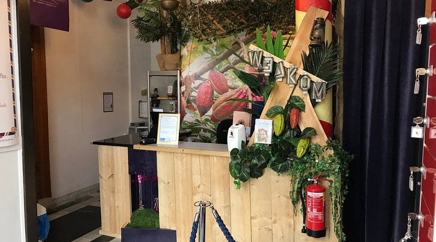 Sjakie in de Chocoladefabriek, Dep. Sjakie in Zjaak foto 7