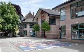 Helden Opvang Rijksstraatweg foto 8