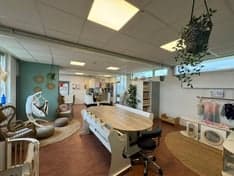 KDV Hallum De Parachute