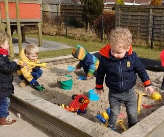 KDV Hallum De Parachute 3