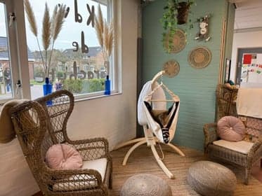 KDV Hallum De Parachute foto 6