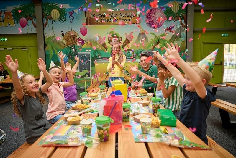 Multi Moves4Fun, Monkey Jumps, Locatie Schimmelweg