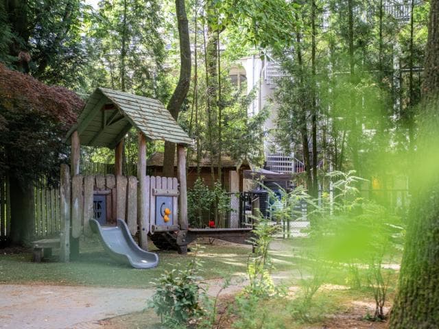 Basker - Maliebaan 3