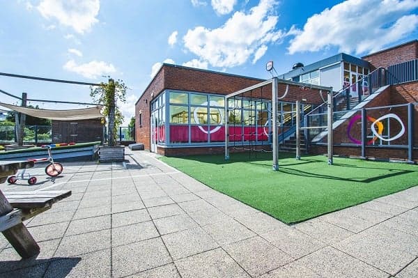 Partou KDV Kruisboog 6 2