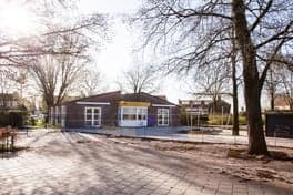 Les Petits Deken Zondaglaan