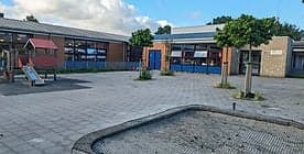 Onder Moeders Paraplu