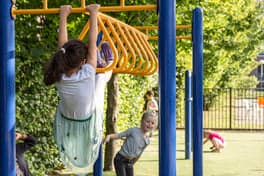 Menorah Kamerlingh Onneslaan foto 10