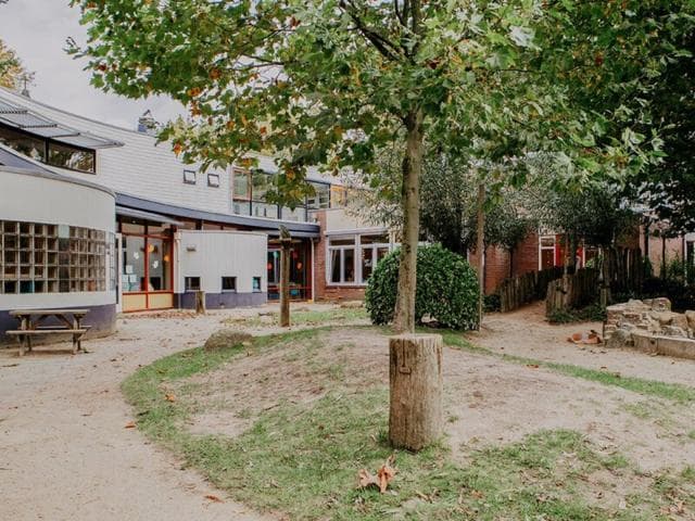 Club Basker - De Kleine Stad