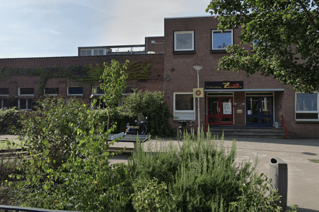 Zazou (Koraalstraat)