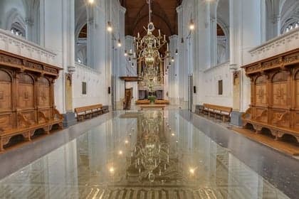 De Kroon, locatie St. Stevenskerkhof foto 6