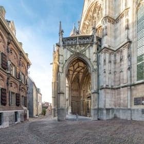 De Kroon, locatie St. Stevenskerkhof foto 8