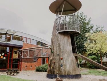 Basker - De Kleine Stad 2