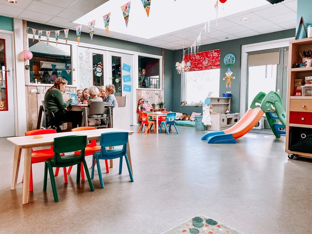 KinderKroon Lattrop - Parabool