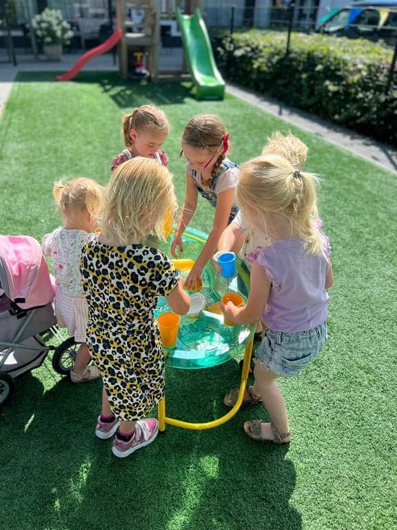 Logé in Huis foto 7