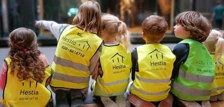 Hestia School of Understanding foto 7