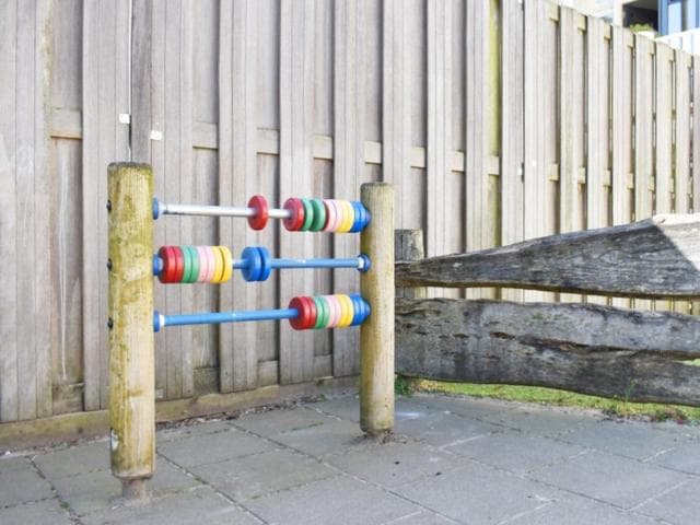 Basker - J.P. Coenstraat foto 6