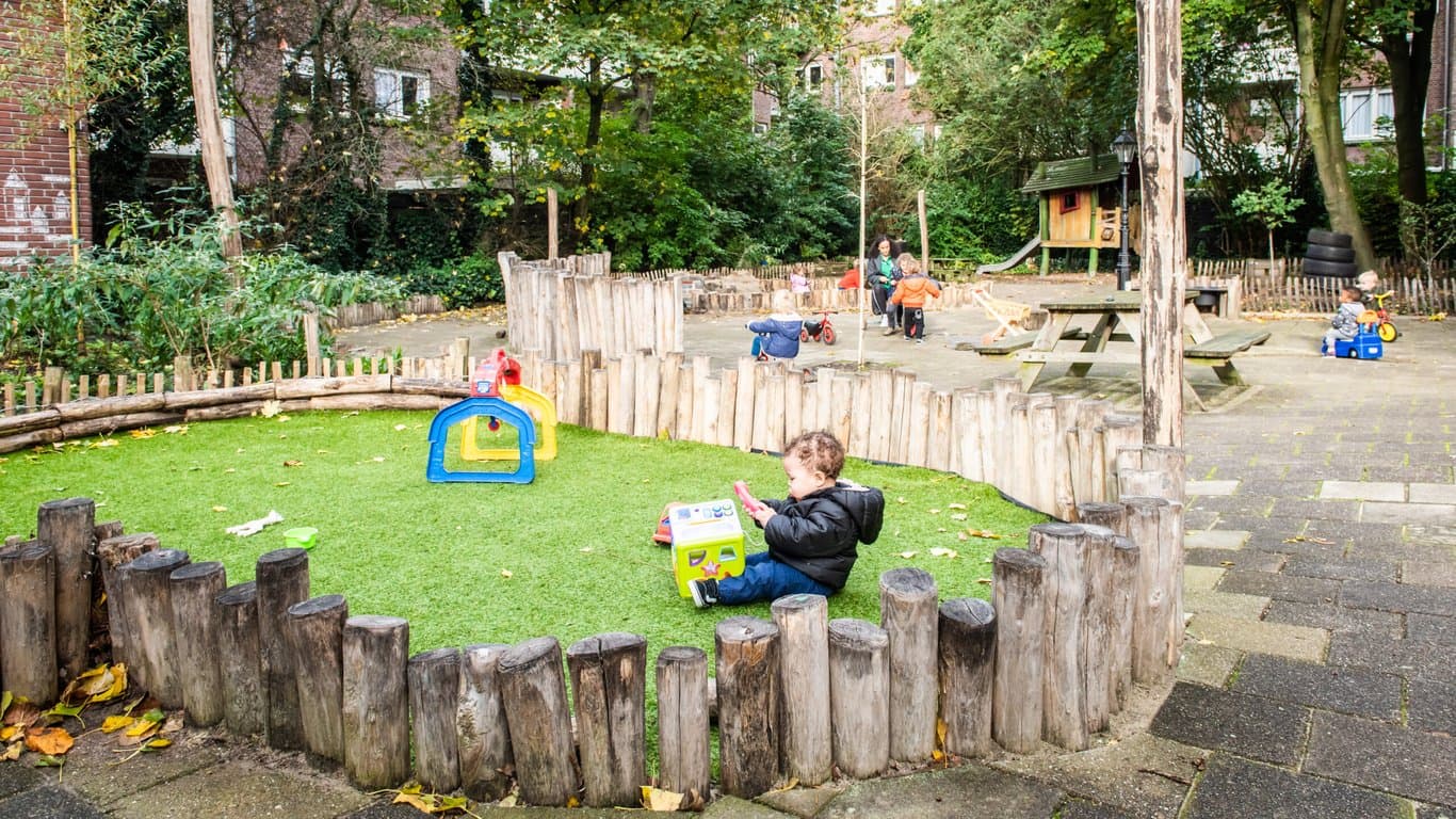 De Kleine Wereld Van Ostadestraat 3