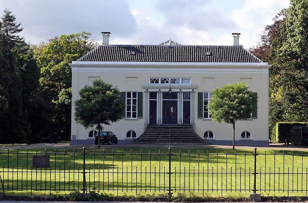 Villa Hengelosestraat 2