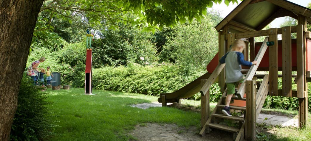 Doomijn KDV Burg. van Walsumlaan foto 8