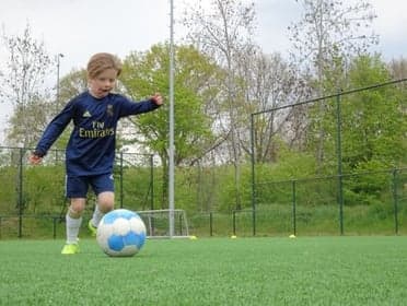 BSO Voetbalschool De Hertenkamp foto 5