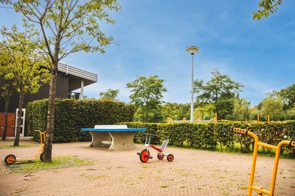 Buitenspel foto 4